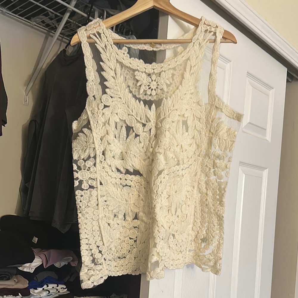 Elegant Cream Lace Sleeveless Top